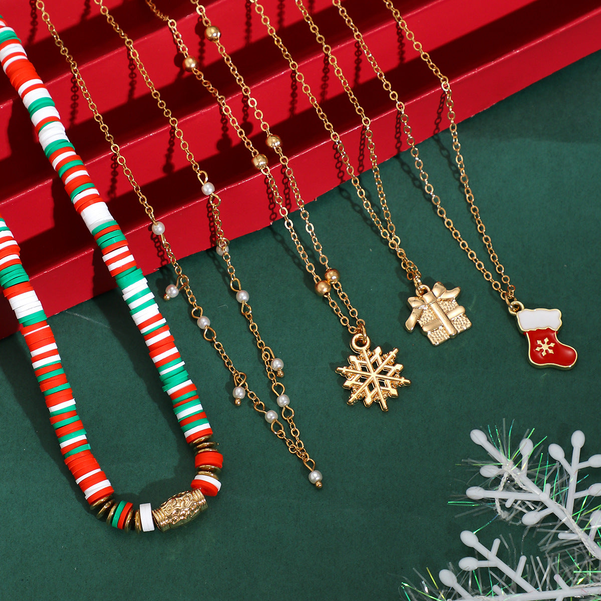 Cheap Christmas themed gold layering necklace