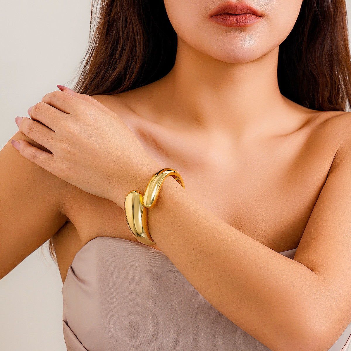 Oversized Smooth Gold Bracelet For Woman