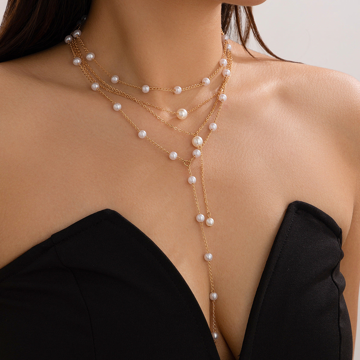 Elegant pearl necklace for any occasion