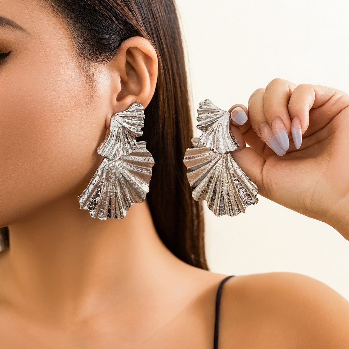 Beatiful silver drop earrings