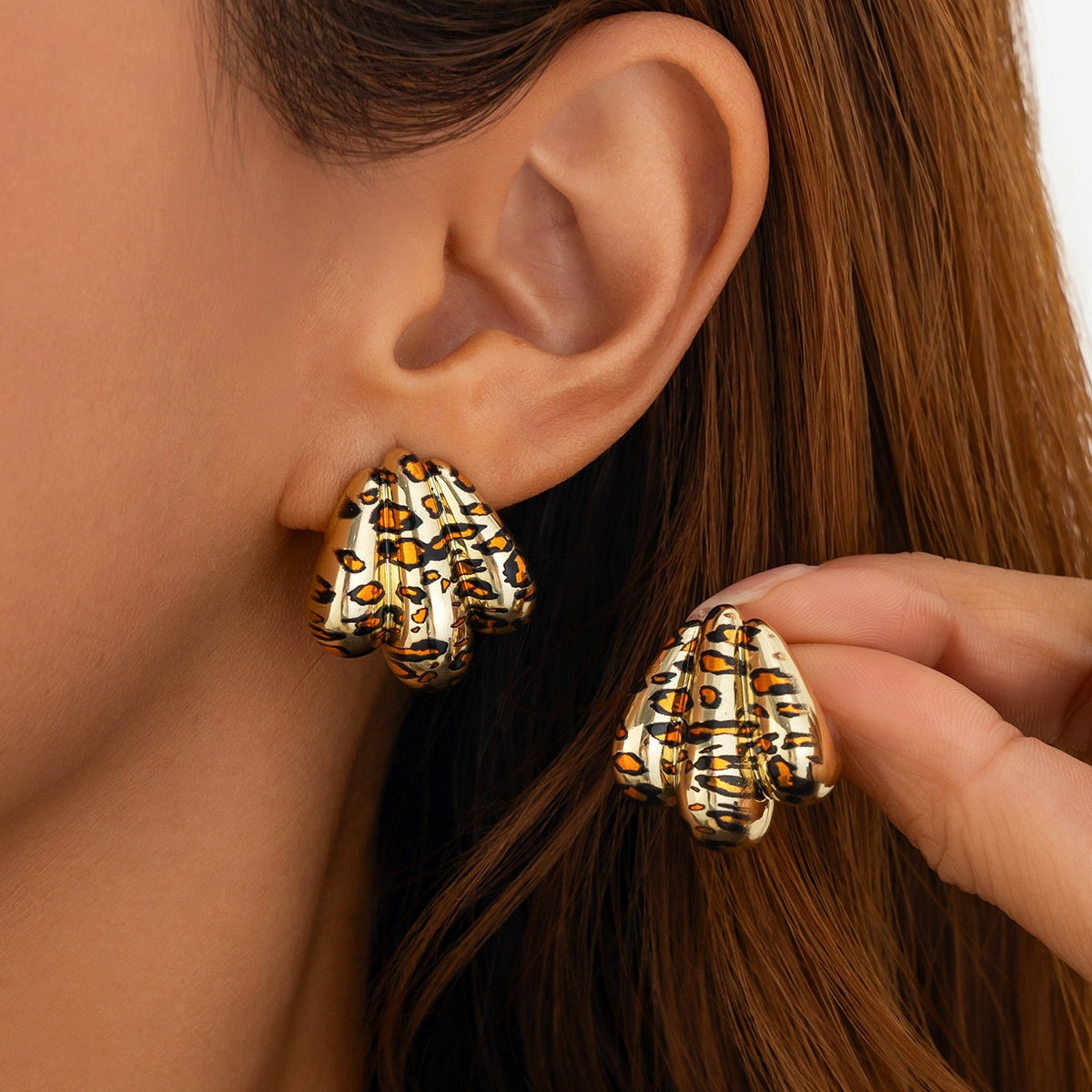 trendy stud earrings